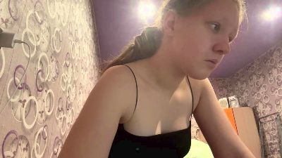 JenaeCocuzza live cam on Cam4