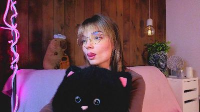 JeneAtkerson live cam on Cam4