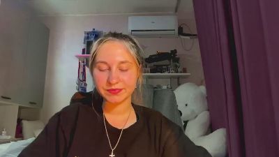 JeniferVoris live cam on Cam4