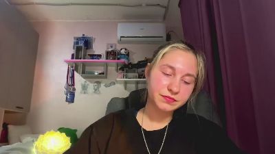 JeniferVoris live cam on Cam4