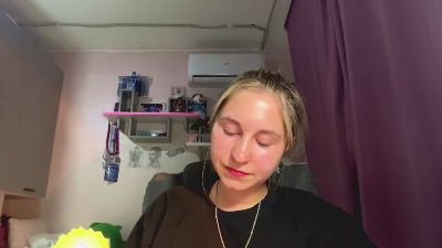 JeniferVoris live cam on Cam4