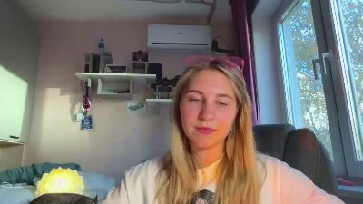 JeniferVoris live cam on Cam4