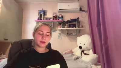 JeniferVoris live cam on Cam4