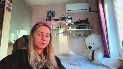 JeniferVoris live cam on Cam4