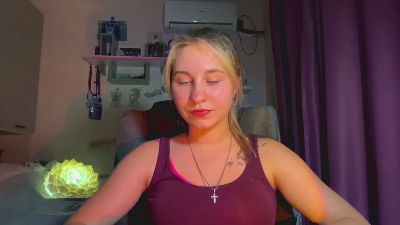 JeniferVoris live cam on Cam4