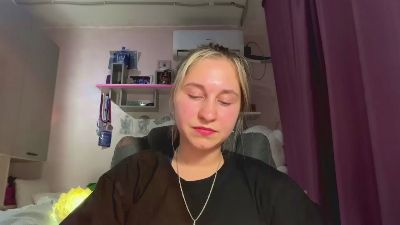 JeniferVoris live cam on Cam4