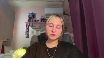JeniferVoris live cam on Cam4