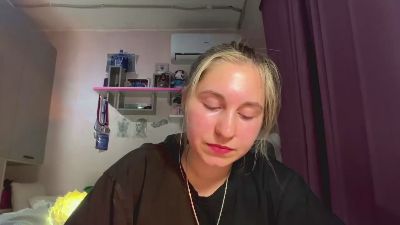 JeniferVoris live cam on Cam4