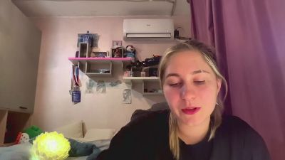 JeniferVoris live cam on Cam4