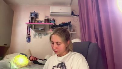 JeniferVoris live cam on Cam4