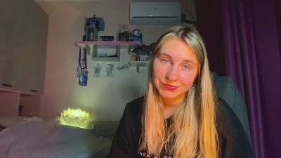 JeniferVoris live cam on Cam4
