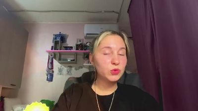 JeniferVoris live cam on Cam4