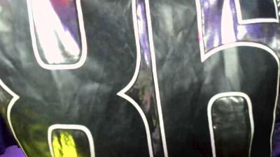 Jenifer_bodyy live cam on Cam4