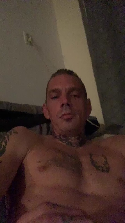Jenky2 live cam on Cam4