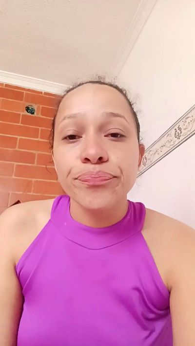 Jenncossio live cam on Cam4