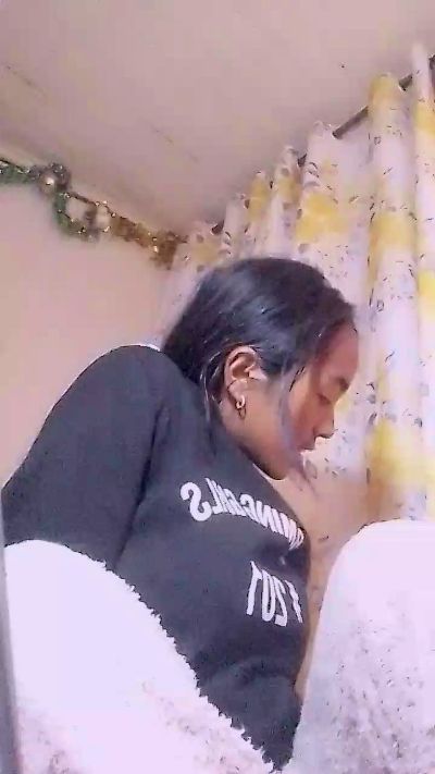 Jennia234 live cam on Cam4