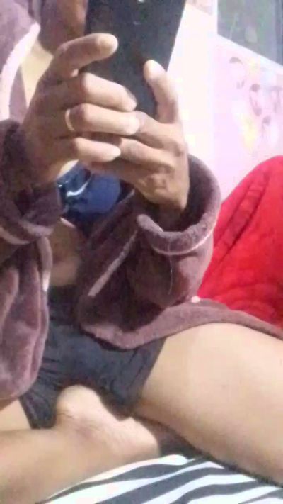Jennia234 live cam on Cam4