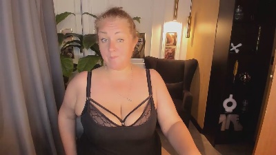 JenniferLight live cam on Cam4