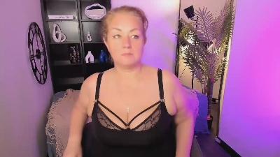 JenniferLight live cam on Cam4
