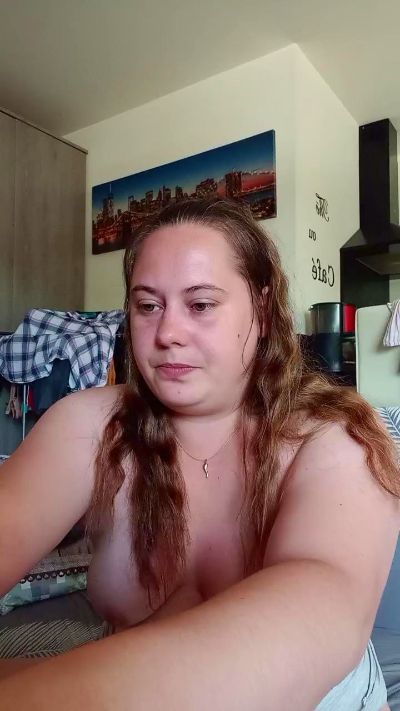 Jennyf8 webcam