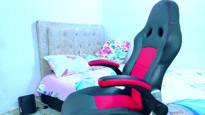 Jeremiashot live cam on Cam4