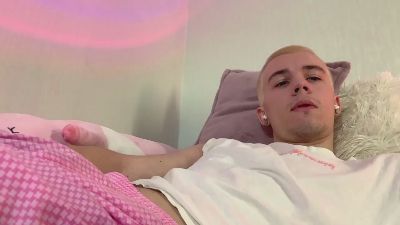 JeremyScotty live cam on Cam4