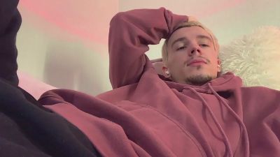 JeremyScotty live cam on Cam4