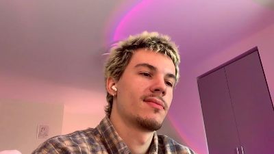 JeremyScotty live cam on Cam4