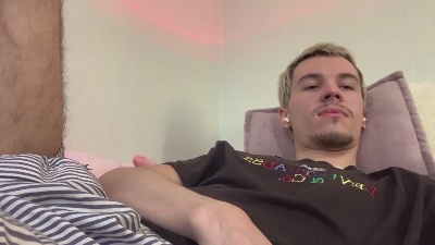 JeremyScotty live cam on Cam4