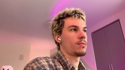 JeremyScotty live cam on Cam4