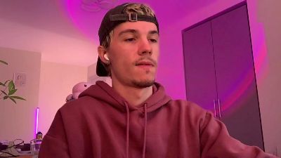 JeremyScotty live cam on Cam4