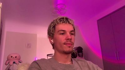 JeremyScotty live cam on Cam4
