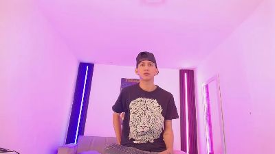 Jerry_2 live cam on UnifiedCams