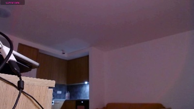 Jess_Burn live cam on Cam4