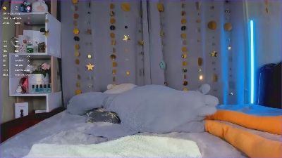 Jess_Lui live cam on Cam4