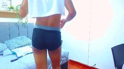 Jessi_fem live cam on Cam4