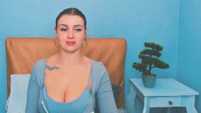 JessieShow live cam on Cam4