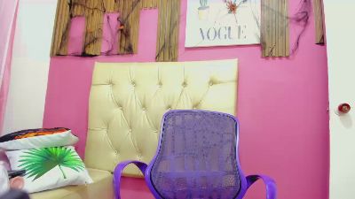 Jessy_boost live cam on Cam4