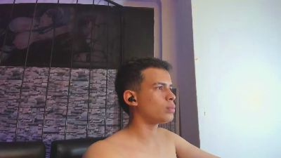Jheanpaul_boy live cam on Cam4