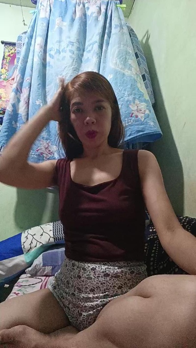 Jhengjheng live cam on Cam4