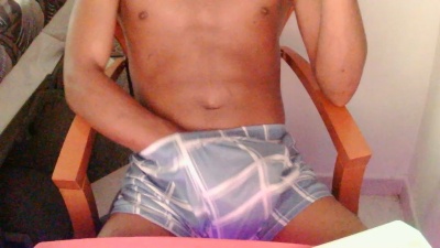 Jheypollon live cam on Cam4