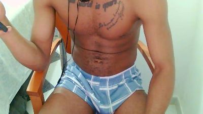 Jheypollon live cam on Cam4
