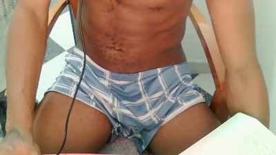 Jheypollon live cam on Cam4