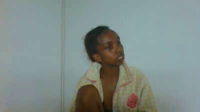 Jhoanne live cam on Cam4