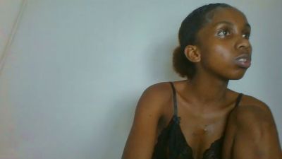 Jhoanne live cam on Cam4