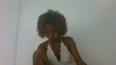 Jhoanne live cam on Cam4