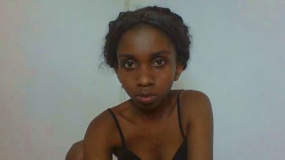 Jhoanne live cam on Cam4