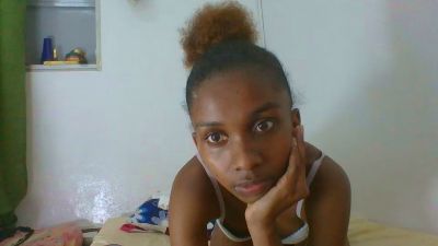 Jhoanne live cam on Cam4