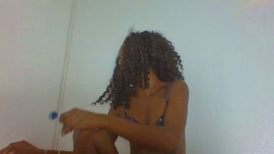 Jhoanne live cam on Cam4