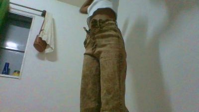 Jhoanne live cam on Cam4